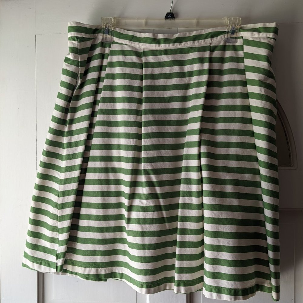 Modcloth Dusk and Stunner green and white striped midi skirt with pockets 3X